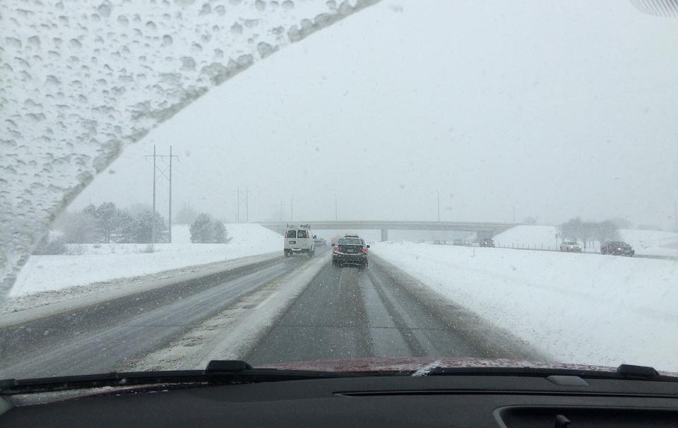 Примерзают дворники